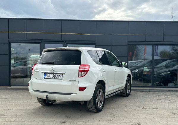 Toyota RAV4 cena 49900 przebieg: 215000, rok produkcji 2012 z Grodków małe 466